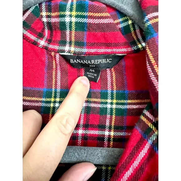Banana Republic Women’s Sleepwear Plaid Flannel Long Sleeve Shirt Size Medium - Picture 8 of 8